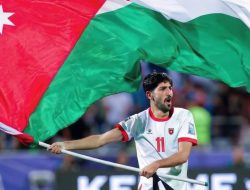 كيف يمكنكم شراء قمصان النشامى لدعم الأردن في كأس العالم 2026! (مع الأسعار)